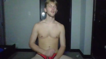 Blondcollegejock  22-11-2021